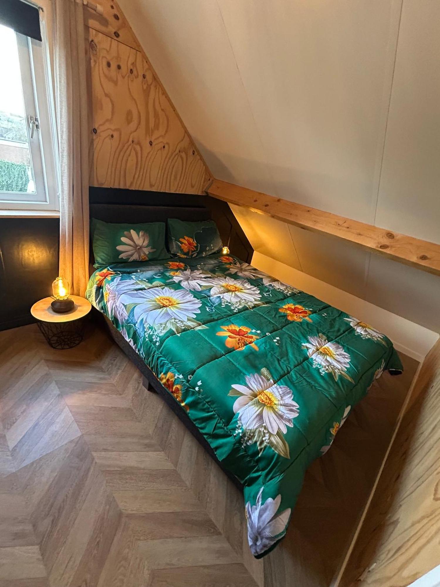 신트 아날란트 Tiny House Thuus 빌라 외부 사진