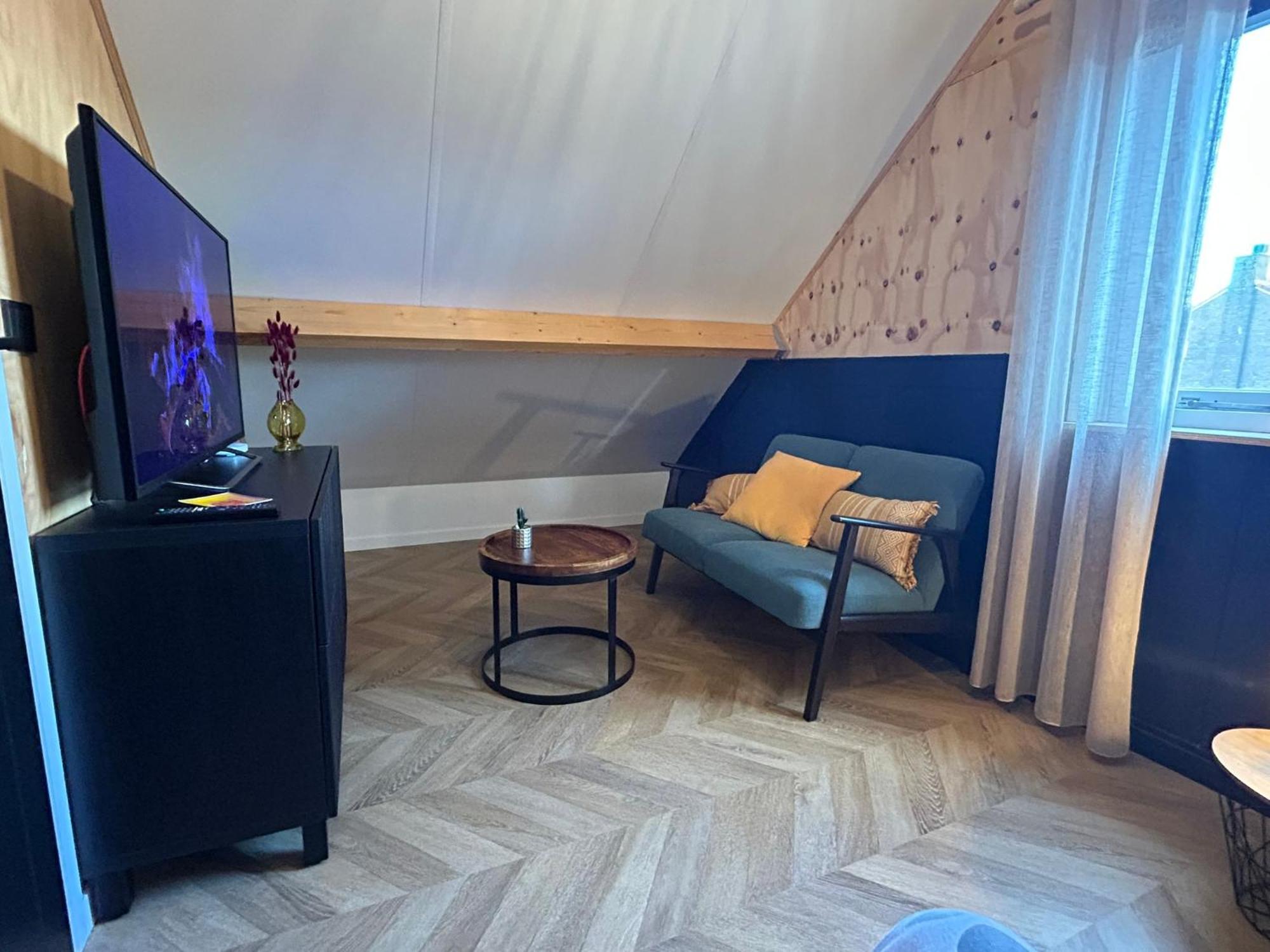 신트 아날란트 Tiny House Thuus 빌라 외부 사진